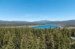 10694 Laurelwood Dr, Truckee, CA 96161 - Photo 3