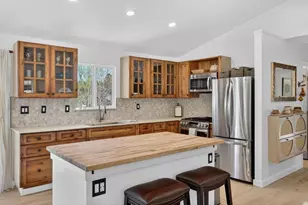 16074 Canterbury Ln, Truckee, CA 96161 - Photo 13