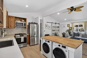 16074 Canterbury Ln, Truckee, CA 96161 - Photo 15