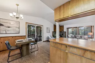 10260 Laburnham Cir, Truckee, CA 96161 - Photo 23