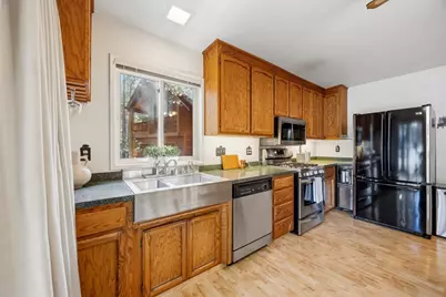 14814 Hansel Avenue, Truckee, CA 96161 - Photo 9