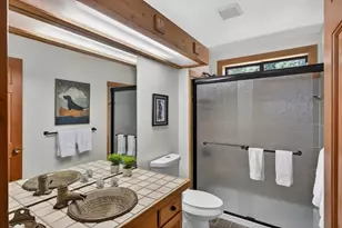 13101 Hansel Ave, Truckee, CA 96161 - Photo 23