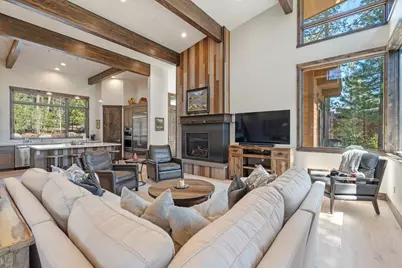 11551 Ghirard Road, Truckee, CA 96161 - Photo 3