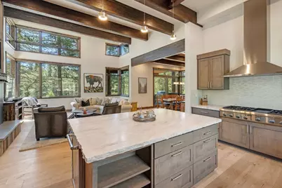 11551 Ghirard Road, Truckee, CA 96161 - Photo 7