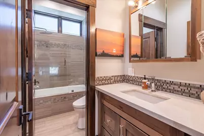 11090 Henness Road, Truckee, CA 96161 - Photo 21