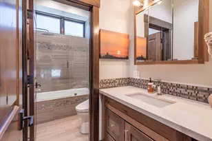 11090 Henness Rd, Truckee, CA 96161 - Photo 21