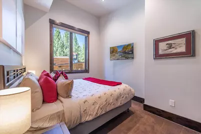 11090 Henness Road, Truckee, CA 96161 - Photo 19