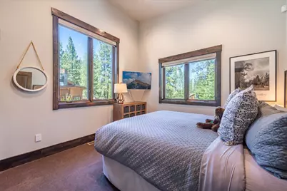 11090 Henness Road, Truckee, CA 96161 - Photo 19