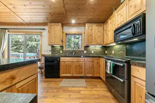 12479 Greenwood Dr, Truckee, CA 96161 - Photo 11