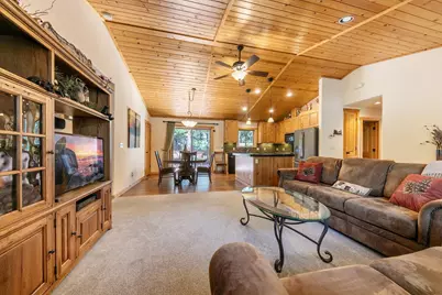 12479 Greenwood Drive, Truckee, CA 96161 - Photo 7