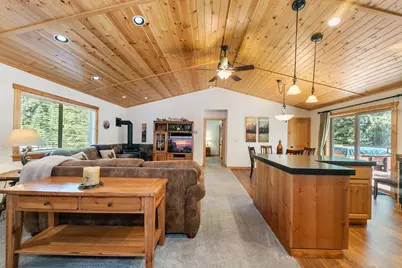 12479 Greenwood Drive, Truckee, CA 96161 - Photo 5