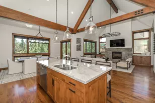 9141 Heartwood Dr, Truckee, CA 96161 - Photo 9