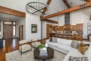 9141 Heartwood Dr, Truckee, CA 96161 - Photo 7