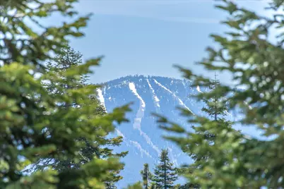 14240 Skislope Way, Truckee, CA 96161 - Photo 27