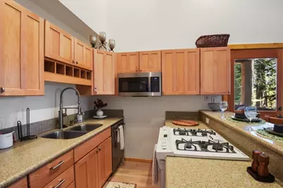 4066 Coyote Fork, Truckee, CA 96161 - Photo 13