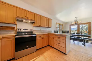 10146 Olympic Blvd, Truckee, CA 96161 - Photo 9