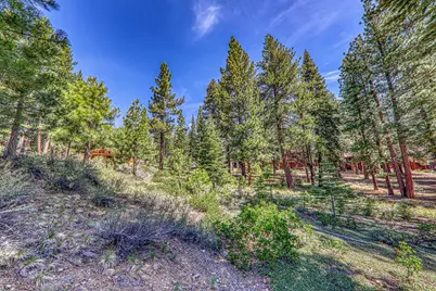 11729 Coburn Drive, Truckee, CA 96161 - Photo 9
