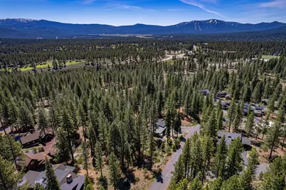11729 Coburn Drive, Truckee, CA 96161 - Photo 5
