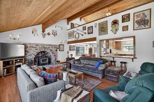 15597 Glenshire Dr, Truckee, CA 96161 - Photo 7