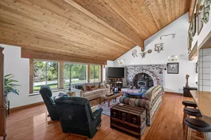 15597 Glenshire Dr, Truckee, CA 96161 - Photo 5