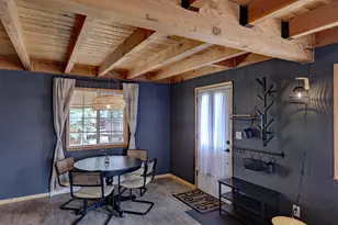 10185 Juniper Way, Soda Springs, CA 95728 - Photo 11