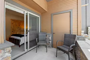 10183 Palisades Dr, Truckee, CA 96161 - Photo 21