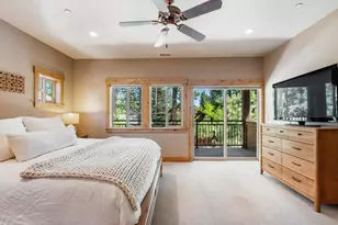 10183 Palisades Dr, Truckee, CA 96161 - Photo 9