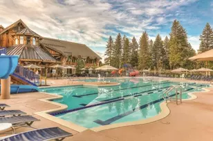 12193 Lookout Loop, Truckee, CA 96161 - Photo 9
