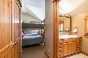 12193 Lookout Loop, Truckee, CA 96161 - Photo 13