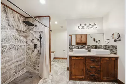 11596 Brook Lane, Truckee, CA 96161 - Photo 15