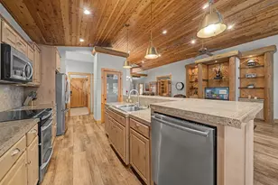 201 Sequoia Cir, Blairsden, CA 96103 - Photo 9