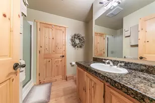 11448 Skislope Way, Truckee, CA 96161 - Photo 21
