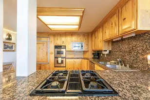 11448 Skislope Way, Truckee, CA 96161 - Photo 3
