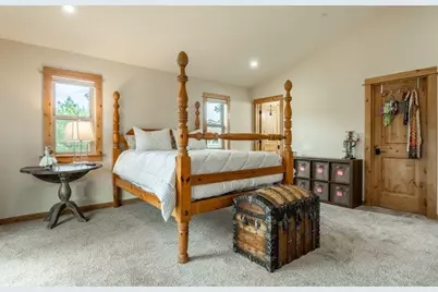 16138 SW Lance Drive, Truckee, CA 96161 - Photo 13