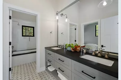 377 James McIver, Truckee, CA 96161 - Photo 23
