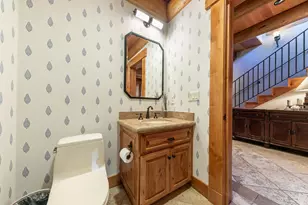 163 Bob Sherman, Truckee, CA 96161 - Photo 21