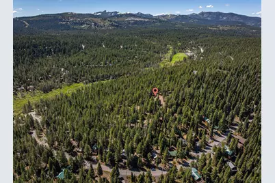 11483 Chamonix Road, Truckee, CA 96161 - Photo 13