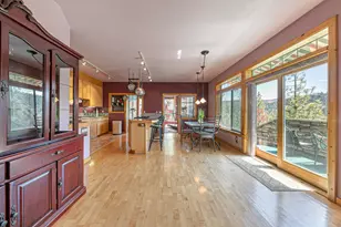 10310 Martis St, Truckee, CA 96161 - Photo 9