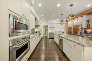 10136 Sagebrush Ct, Truckee, CA 96161 - Photo 11