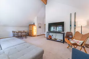 50638 Hemlock Ct, Soda Springs, CA 95728 - Photo 17