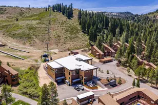 11711 Snowpeak Way, Truckee, CA 96161 - Photo 19