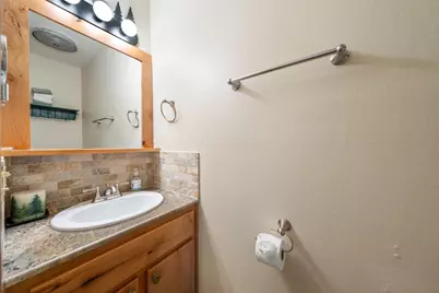 11711 Snowpeak Way #555, Truckee, CA 96161 - Photo 11