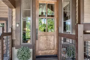 10173 Annies Loop, Truckee, CA 96161 - Photo 3