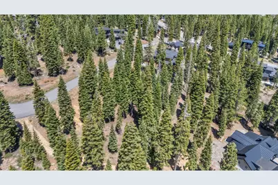 9188 Tarn Circle, Truckee, CA 96161 - Photo 7