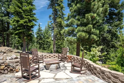 10983 Beacon Road, Truckee, CA 96161 - Photo 23