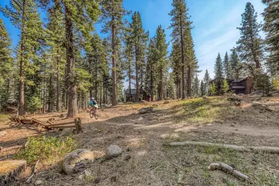 10725 Passage Place, Truckee, CA 96161 - Photo 17