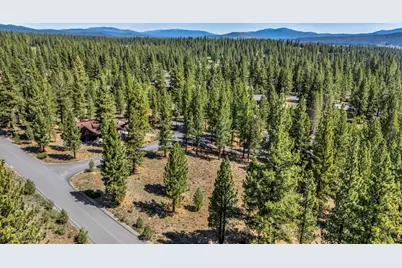 8154 Lahontan Drive, Truckee, CA 96161 - Photo 5