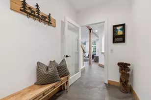 11114 Mougle Ln, Truckee, CA 96161 - Photo 3