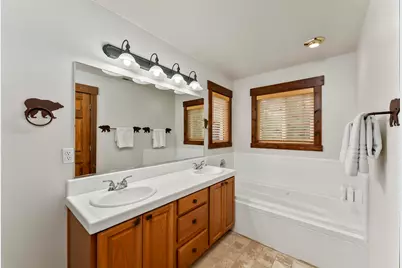 12397 Stockholm Way, Truckee, CA 96161 - Photo 17