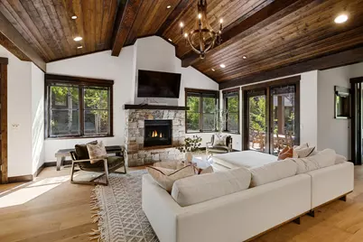 10120 Sagebrush Court, Truckee, CA 96161 - Photo 1